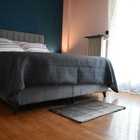 Katzen Room By The Metro Atenas Exterior foto